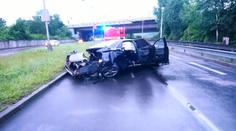 Dopravu v Praze ráno zkomplikovala nehoda osobního auta