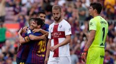 Zase OSM gólů! Fotbalisté Huesky to v Barceloně ani jinak neznají