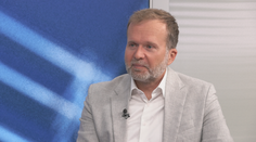 Odstoupení od zákazu prodeje nových aut se spalovacími motory by nebylo snadné, míní expert