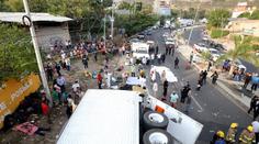 Při nehodě kamionu s migranty v Mexiku zemřelo nejméně 54 lidí. Chtěli do USA