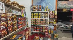 Zakázanou pyrotechniku stále někde prodávají. Může člověka i zabít