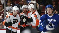 Voráček střílel, Neuvirth zapsal výhru. Flyers se blíží k play off