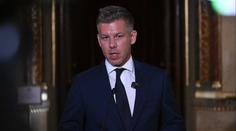 Poslanci v Maďarsku odvolali prezidenta. Zákon o svém konci musí podepsat sám