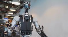 I manuální pracovníci jsou v ohrožení. Firma vyvíjí roboty pro práci ve fabrice