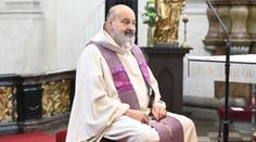 Kněz Halík koupil za 15 milionů klášter. Přiznal, kde na to vzal peníze