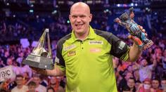 Získá van Gerwen rekordní titul? Finále Premier League sledujte na Nova Sport