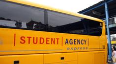 Autobusu Student Agency upadlo u Olomouce kolo