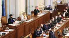 Spory ve Sněmovně. Vládní strany porušily jednací řád, zní z opozice