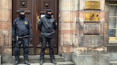 Na úřadě v Praze zasahovali policisté a cizinecký útvar. Zadrželi 16 lidí