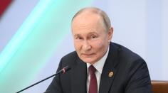 Putin nechal západního novináře klást otázky. Vysmál se mu, přesto odpověděl