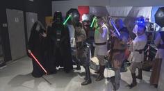 Festival Comic-Con odstartoval v Praze. Reportér TV Nova vyrazil za husitu