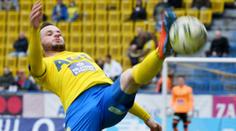 Šílenost v Teplicích: Domácí prohráli 0:8, dostali i červenou