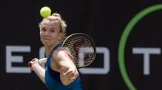 Nosková a Siniaková mají na trávě formu. V Eastbourne postupují