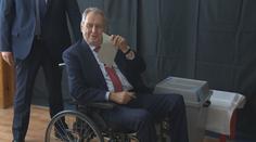 Vrcholní politici odvolili. Volbám předcházelo několik incidentů