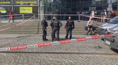 Brutální útok v Praze. Pobodaný muž je ve vážném stavu, podezřelého policie dopadla