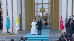 Papež Lev XIV. podnikl první zahraniční cestu. Cílem byla turecká Ankara