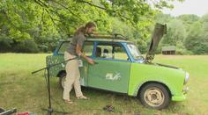Trabant jako hudební nástroj. Poslechněte si, jak se hraje na legendární "bakeliťák"