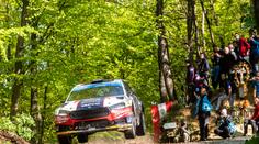 Otřesná rvačka na Chorvatské rally. Závodník málem smetl pořadatele