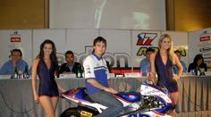 Motocyklista Abraham předvedl žihadlo pro novou sezonu. ROZHOVOR