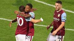 Aston Villa potvrdila roli favorita, Fulham prohrál s týmem ze čtvrté ligy