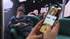 Vláda omezení sociálních sítí neplánuje. Někteří lidé by ale byli pro