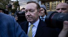 Oscarový herec Spacey podle soudu mladíka sexuálně neobtěžoval