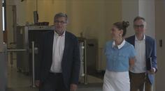 Uhlíř si peníze zasloužil, říká Decroix. Auditní zpráva vyjde ještě před volbami
