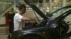 Strach o autoprůmysl. Jak se teď česká vláda staví k emisím a spalovacím motorům?