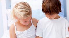 Šok v mateřské škole! Učitelka nachytala dvě děti (5) při sexu v koupelně
