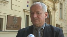 Omezte rodinné oslavy. Prymula šokuje svými kontroverzními výroky