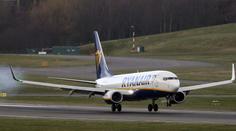 Při letu z Itálie vyhlásili stav ohrožení. Pilot před přistáním ztratil vědomí