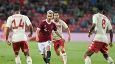 Slavné Schalke i Polsko. Spartu s Jabloncem opouští hráči