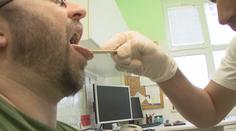 V Česku zemřelo malé dítě na chřipku! Nemocných stále přibývá