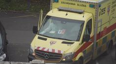 Sanitky nestíhají. Pomáhat musí i vojáci. Ministr Blatný obvinil kraje
