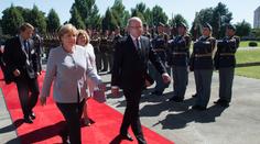 Merkelová, Sobotka a Fico: Státníci jednají o Brexitu i migraci