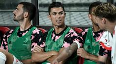 Sorry, Ronaldo hrát nechce, omlouval hvězdu Nedvěd. Bude soud!