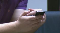 Žena nabízela přes internet zboží, které nikdy nedodala. Zatkli ji na poště