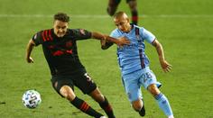 Newyorské derby ovládli Red Bulls, Columbus zůstává neporažený