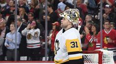 Ostuda Pittsburghu: Brankář před zápasem zakopl a pak už to jelo