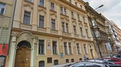 V pražském gymnáziu našli granát. Policie evakuovala 500 lidí