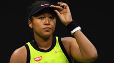 Obrovské překvapení na US Open. Loučí se Ósakaová i třetí hráč světa