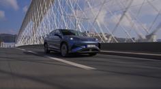 Automobilka, která drtí Teslu, vstupuje do Česka. Čínské BYD přiváží tři modely a slibuje novou éru
