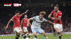 West Ham s Králem v sestavě šokoval United a je v osmifinále Carabao Cupu