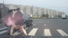VIDEO: Mladíka unesli na ulici za bílého dne! Skončil v kufru auta