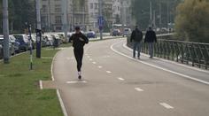 Běháním ve městě si můžete uškodit. Velké množství prachu v ulicích škodí tělu