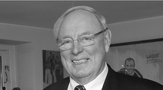Smutné zprávy pro švédský hokej. Zemřel legendární bek a kapitán mistrů světa