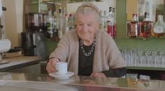 V italském městečku žije nejstarší baristka vůbec. Pracovat chce alespoň do 105 let