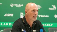 V druhé anglické lize chybí VAR? Šílené, naříkal trenér a vyjmenoval desítky lig