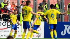 Zlín porazil Baník a stále bojuje o udržení. Poslední příčku nyní okupuje Brno