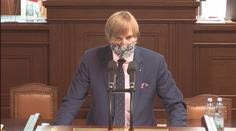Vojtěch: Vnitřní akce pro více než 10 stojících lidí jsou od pátku zakázané!